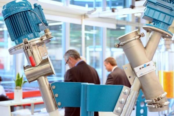 SCHÜTTGUT & RECYCLING-TECHNIK Basel 2015 Hochkarätiges Vortragsprogramm auf der «InnovationCenter-Bühne» 