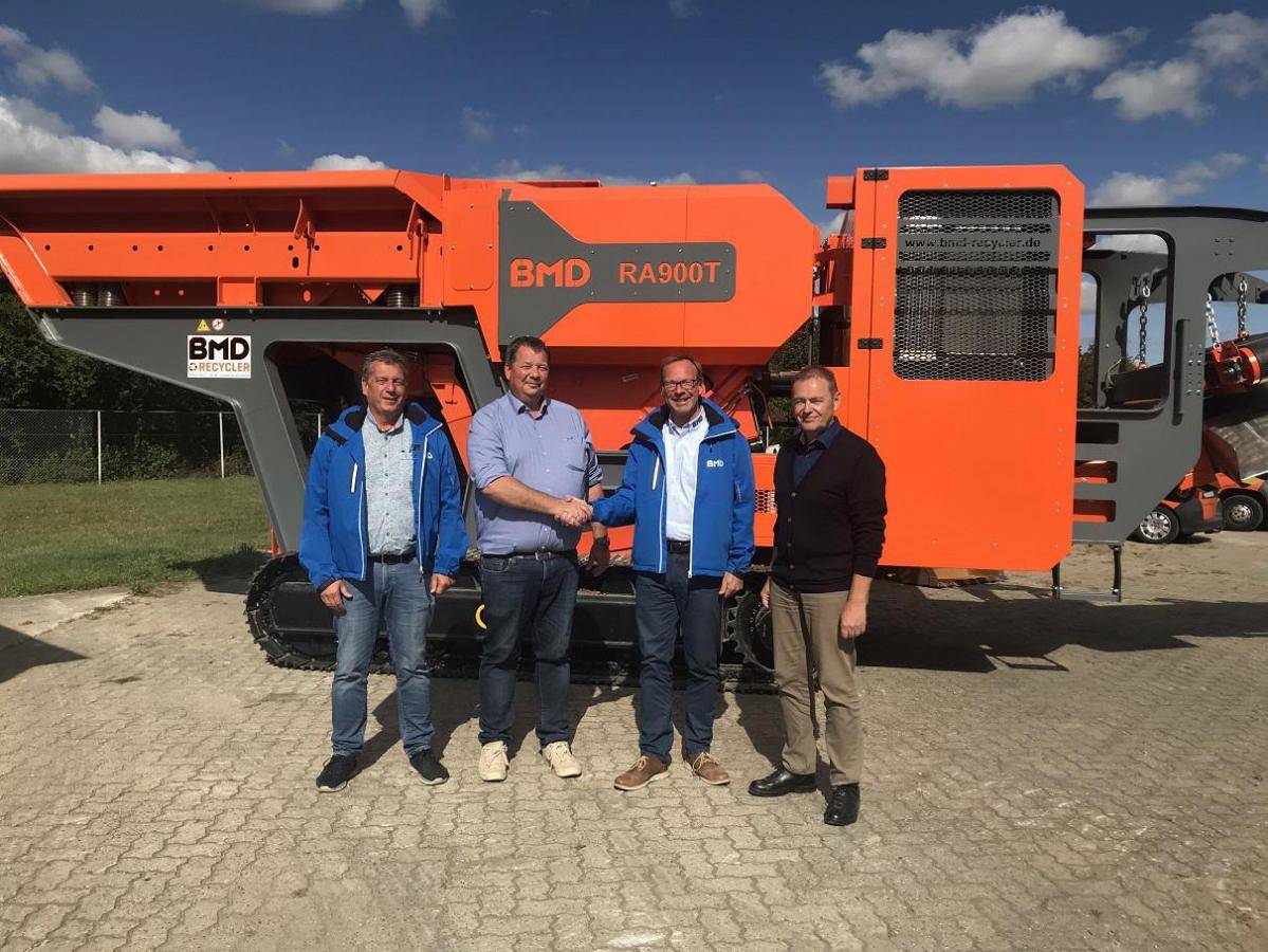 Geschäftsführer Carsten Trump von TTS Trump Technik Service GmbH, BMD Geschäftsführer Clemens Hubert sowie die BMD Mitarbeiter der Sparte Aufbereitungstechnik Martin Kriener und Uwe Pfeifer