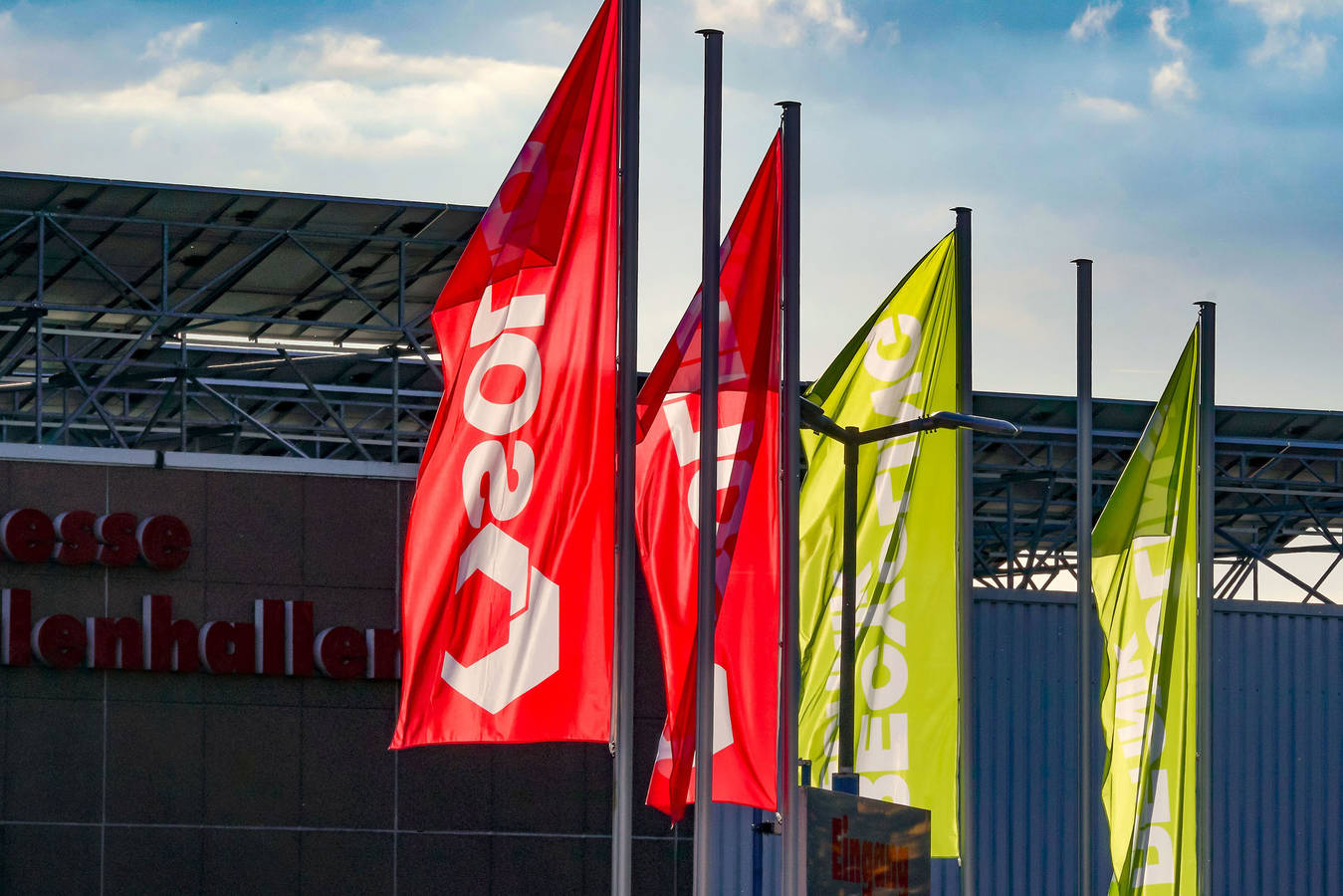 Schüttguttechnik am Puls der Zeit Fachmesse-Duo Solids & Recycling-Technik gibt Impulse für den Aufbruch in ein neues Schüttgutzeitalter