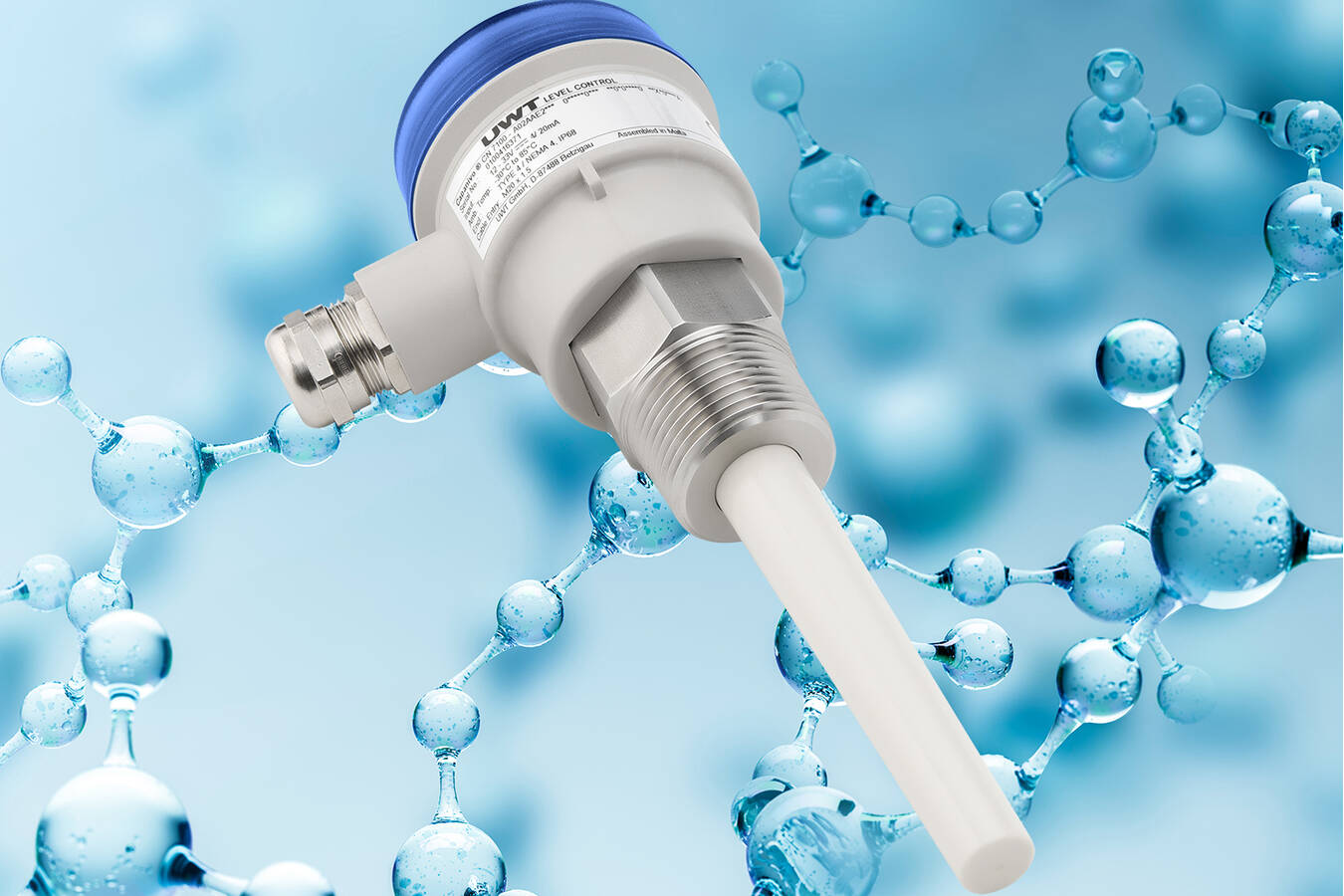 Capacitance empty detection with Capanivo® from UWT in sulfuric acid PPSChemical resistance & compact design with the probe with 1-inch process connection