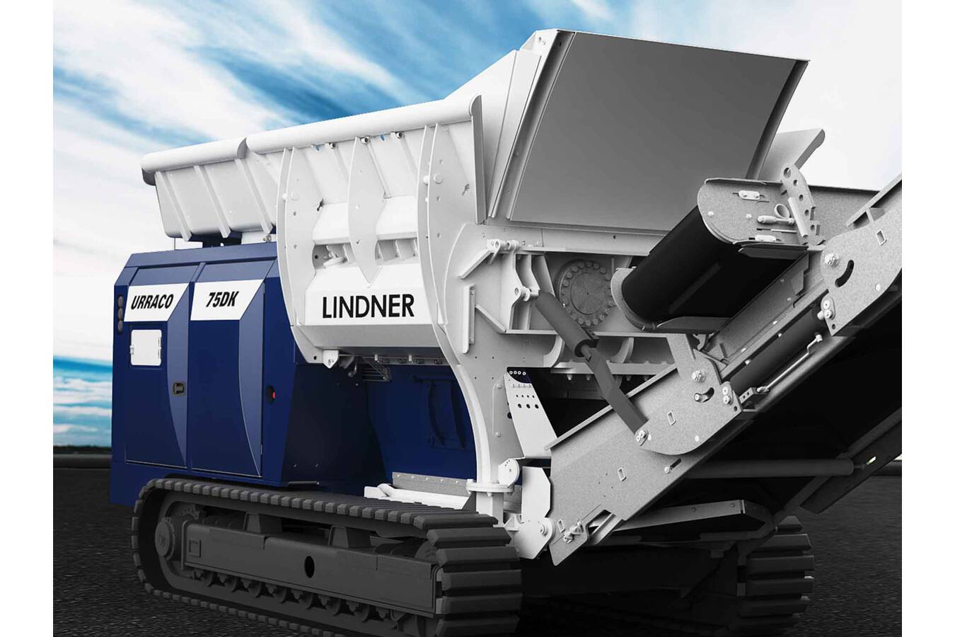 The quality and performance of the mobile shredder Urraco 75DK convinced Hitachi Zosen Inova, its joint venture partner, the BESIX Group, and the Dubai Municipality. (c) Lindner