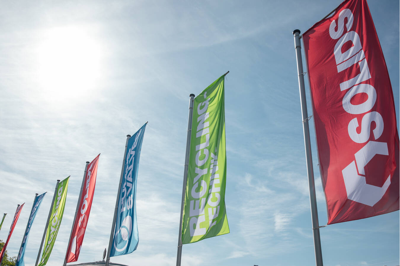 Solids, Pumps & Valves and Recycling for a consistent circular economy On 29 and 30 March 2023, Messe Dortmund will once again be dedicated to solids handling, pumps & valves and recycling.