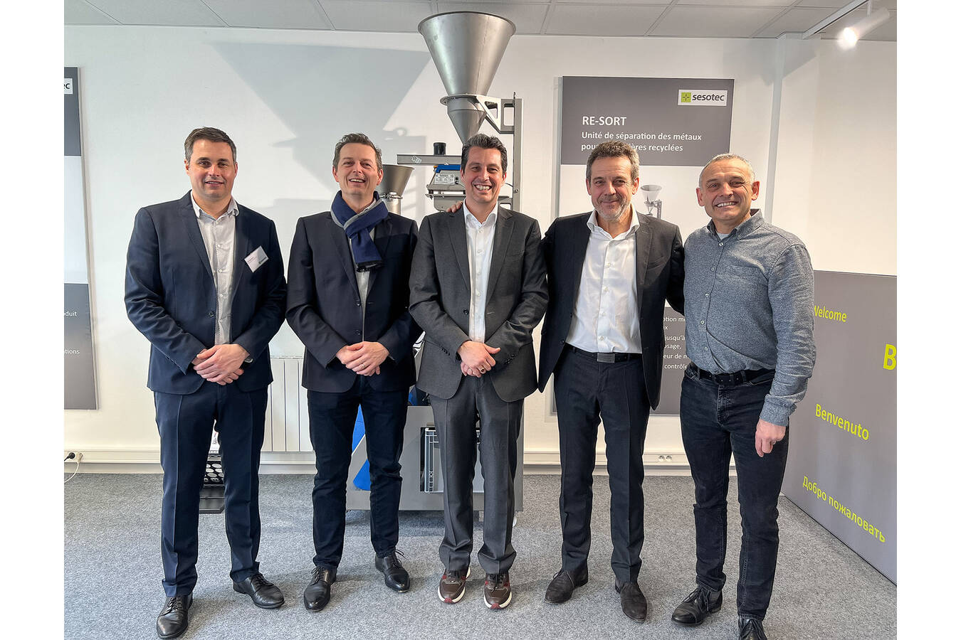 Sesotec eröffnet Showroom in Frankreich Ausstellung, Schulung und Büro kombiniert