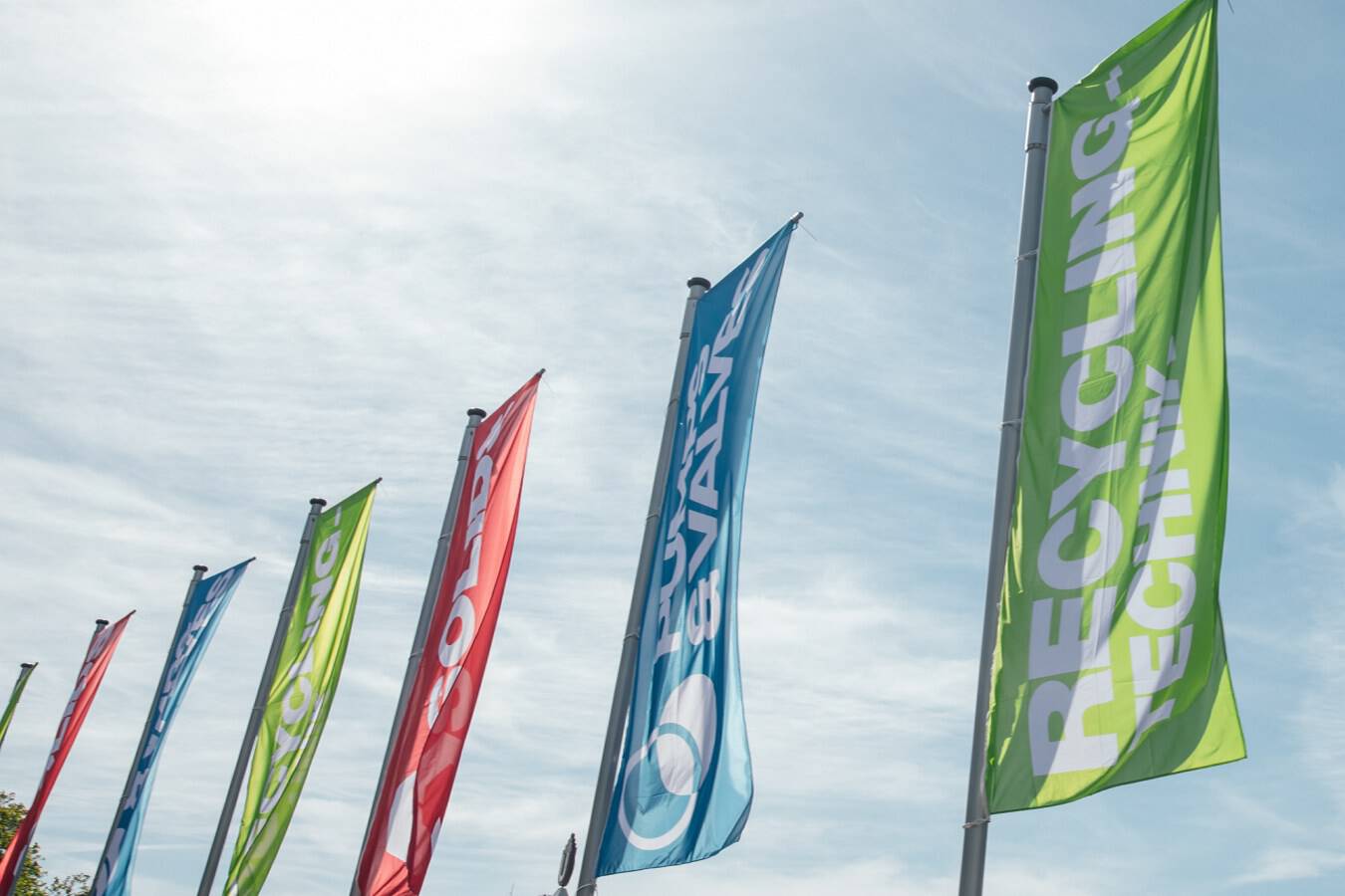 Mit digital optimierten Prozessen in eine nachhaltigere Zukunft Am 29. und 30. März 2023 öffnet die Messe Dortmund für den gemeinsamen Auftritt von RECYCLING-TECHNIK, SOLIDS und PUMPS & VALVES ihre Tore. 