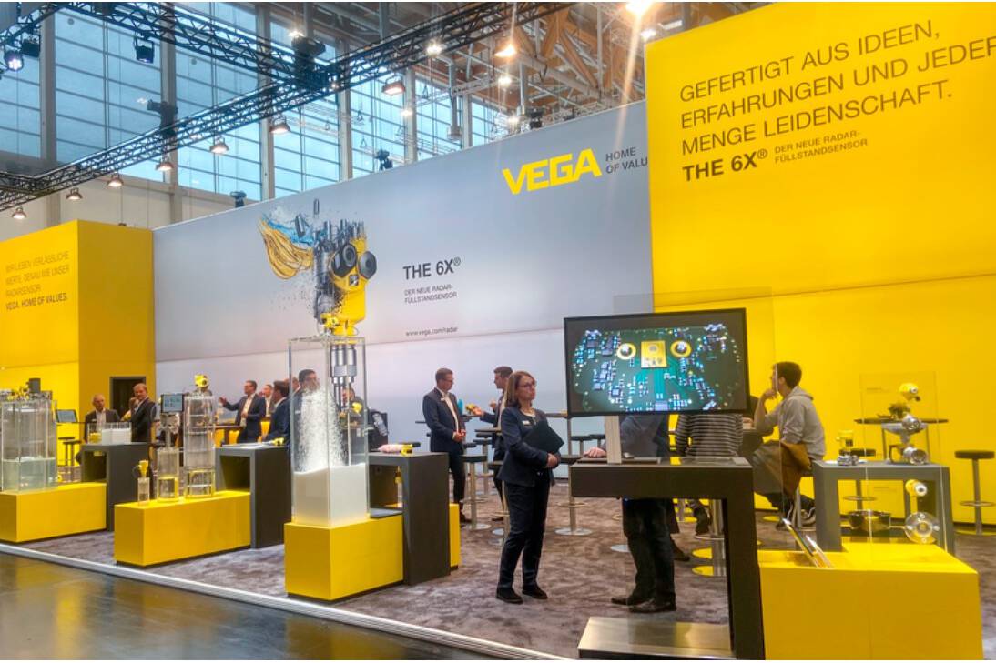 At SPS, VEGA presents sensors in new performance sizes At SPS, VEGA presents its complete portfolio of level, switching and pressure sensors for specific applications in process automation.