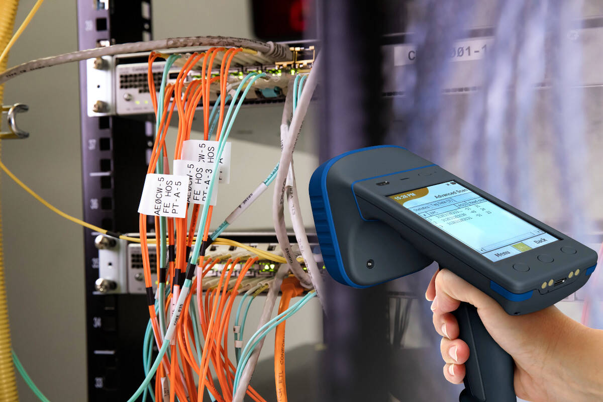 Easily print your UHF/NFC RFID labels on the fly Redoing missing tags and flagging up cables on the fly has never been easier. Brady introduces new UHF and NFC RFID labels which can be printed as and when needed.