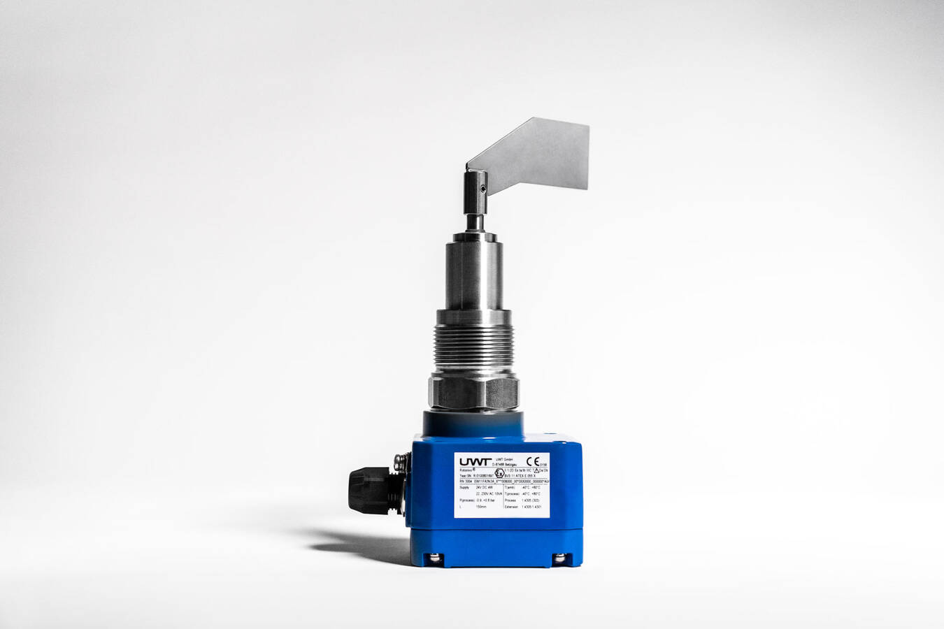 Continuous & point level measurement with guaranteed Quality Level detectors detect media at a predefined position depending on the installation position.