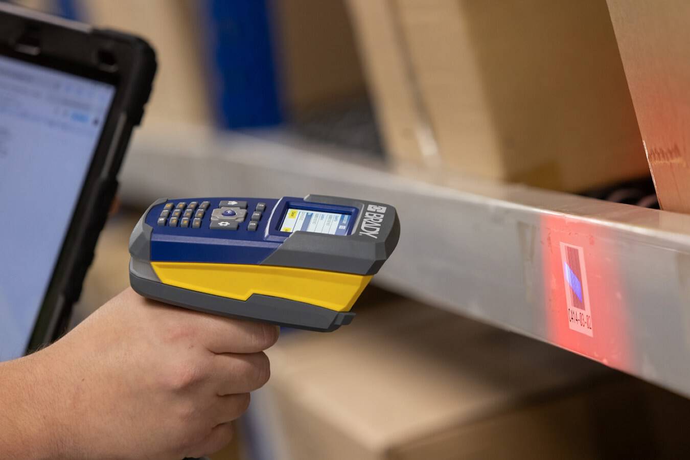 High-speed, omnidirectional barcode reading made simple Digitize data capture and automate your workflows with ease and accuracy with the V4500 Barcode Reader.