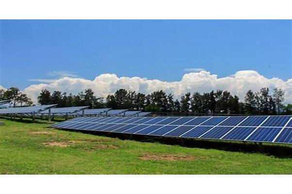 Recycling von PV Sonnenkollektoren (Solarpanels) mit SKAKO Trenntisch In diesem Fachbeitrag zeigen wir Ihnen wie mit SKAKO Trenntisch PV Sonnenkollektoren (Solarpanels) einfach und ökonomisch in einzelne Rohstoffe sortiert werden die dann zu neuen PV Sonnenkollektoren benutzt werden können. 