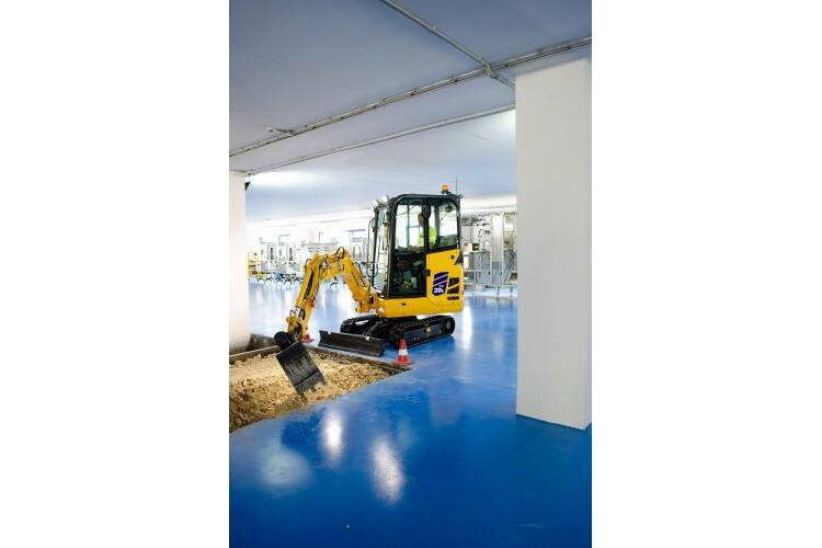 Komatsu PC20E-6: elektrische Power für den ganzen Arbeitstag Der Minibagger PC20E-6 ist das neueste Modell der elektrischen Produktpalette von Komatsu.